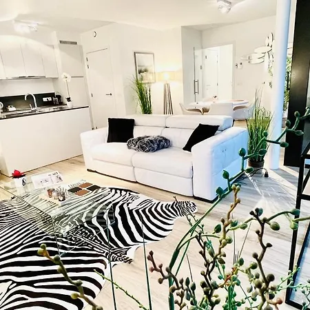 Luxury 210 - Adult Only *